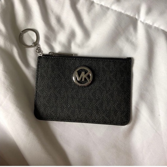 Michael Kors Card Wallet - Picture 1 of 3